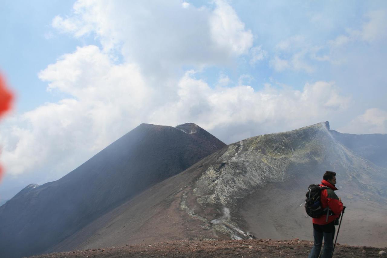 Rifugio Il Ginepro Dell'Etna Villa Linguaglossa Dış mekan fotoğraf
